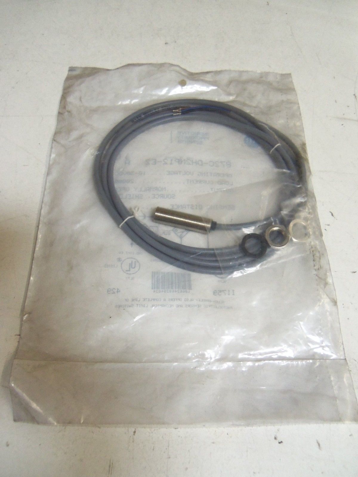 ALLEN BRADLEY 872C-DH2NP12-E2 SERIES A *NEW IN FACTORY BAG*