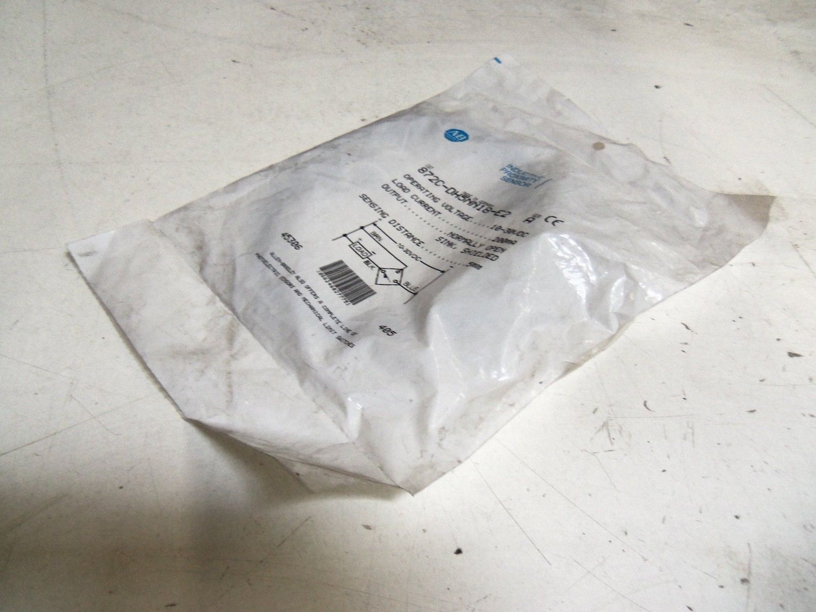 Allen Bradley 872CDH5NN18E2 Ser. A NSFP * GENUINE *