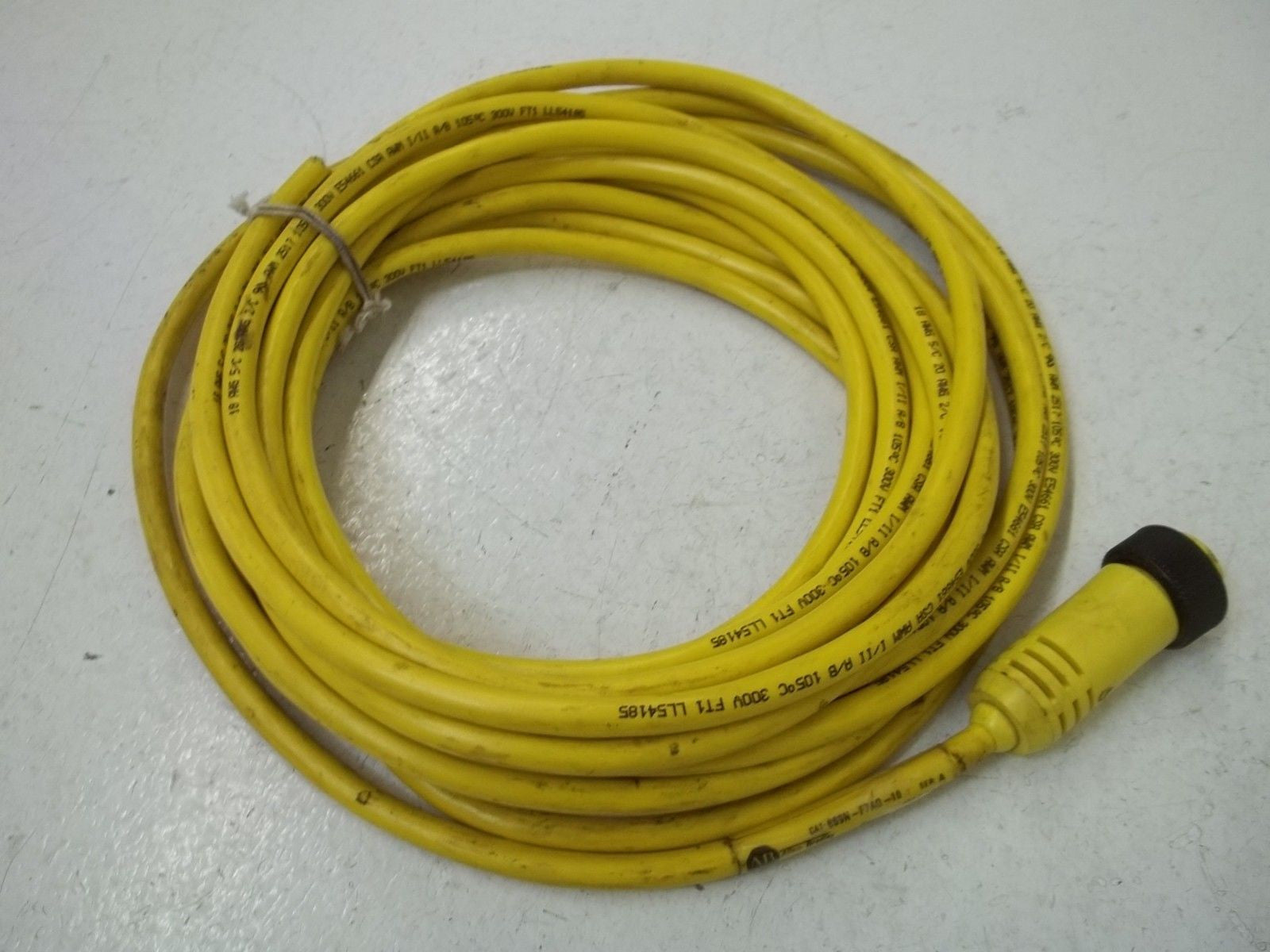 ALLEN BRADLEY 889N-F7AG-10 SER.A CABLE *USED*