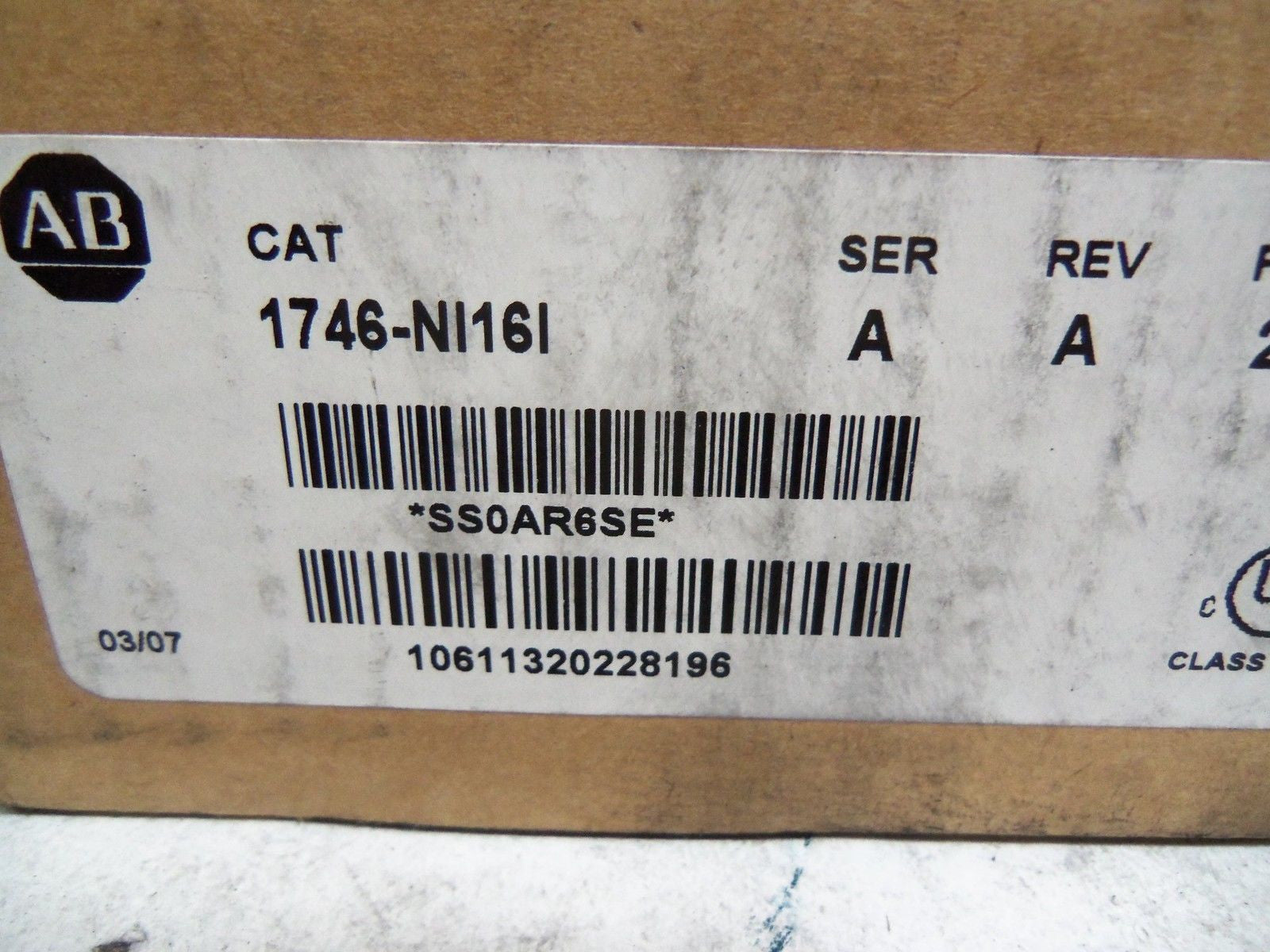 ALLEN BRADLEY ANALOG CURRENT INPUT MODULE 1746-NI61 SERIES A *NEW IN BOX*