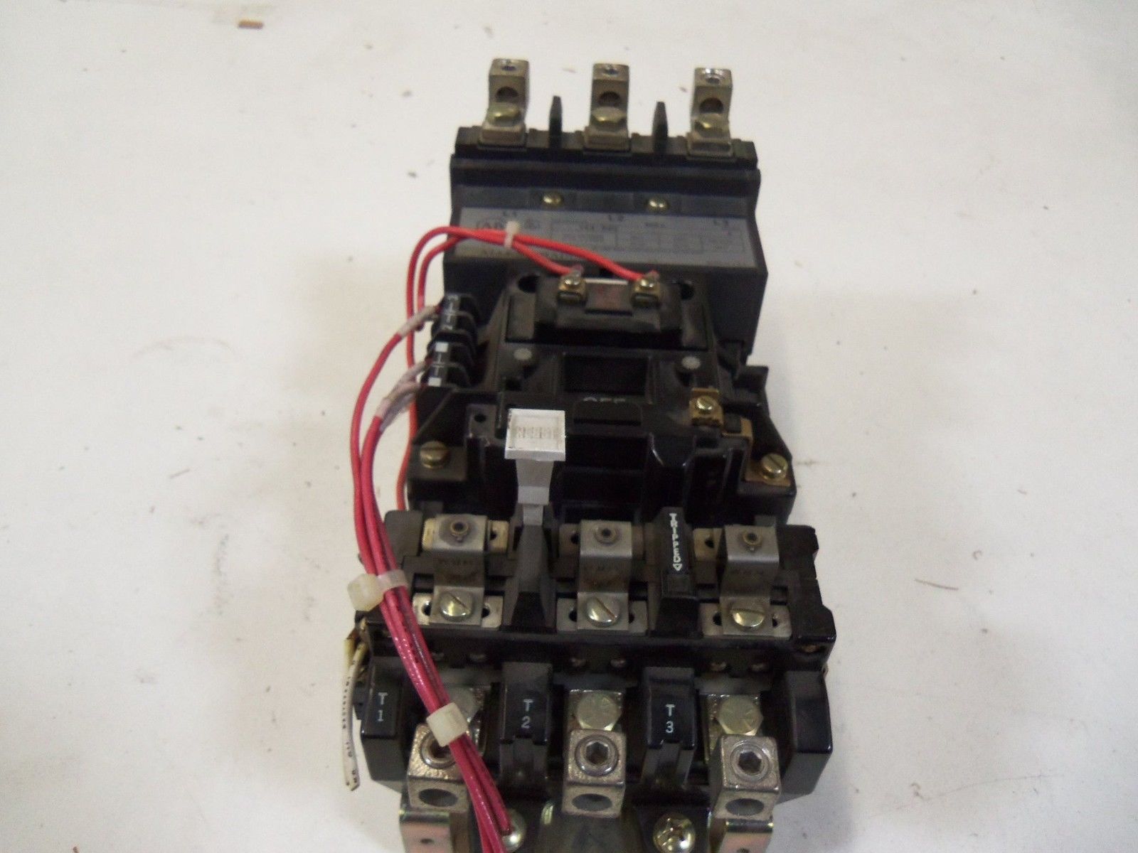 ALLEN BRADLEY D09-D00 SERIES A *USED*