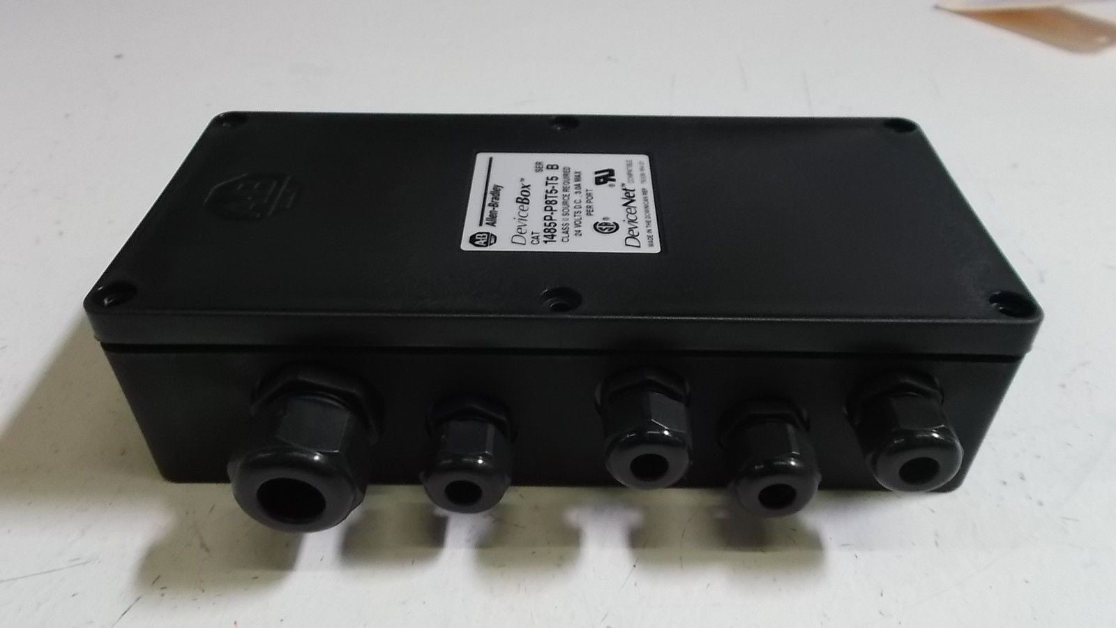 ALLEN BRADLEY DEVICENET 1485P-P8T5-T5 SER. B DEVICE BOX *NEW IN BOX*