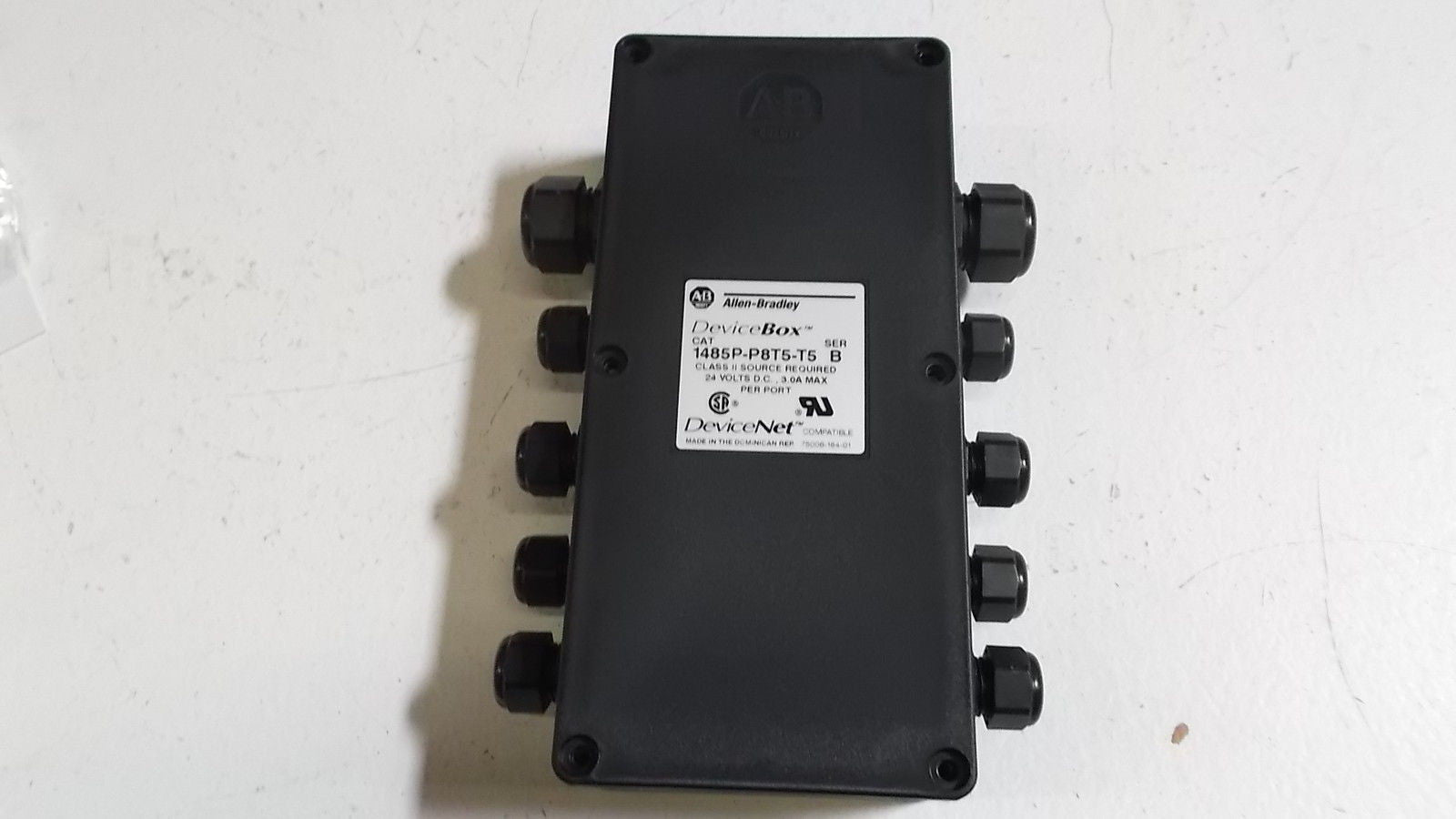 ALLEN BRADLEY DEVICENET 1485P-P8T5-T5 SER. B DEVICE BOX *NEW IN BOX*