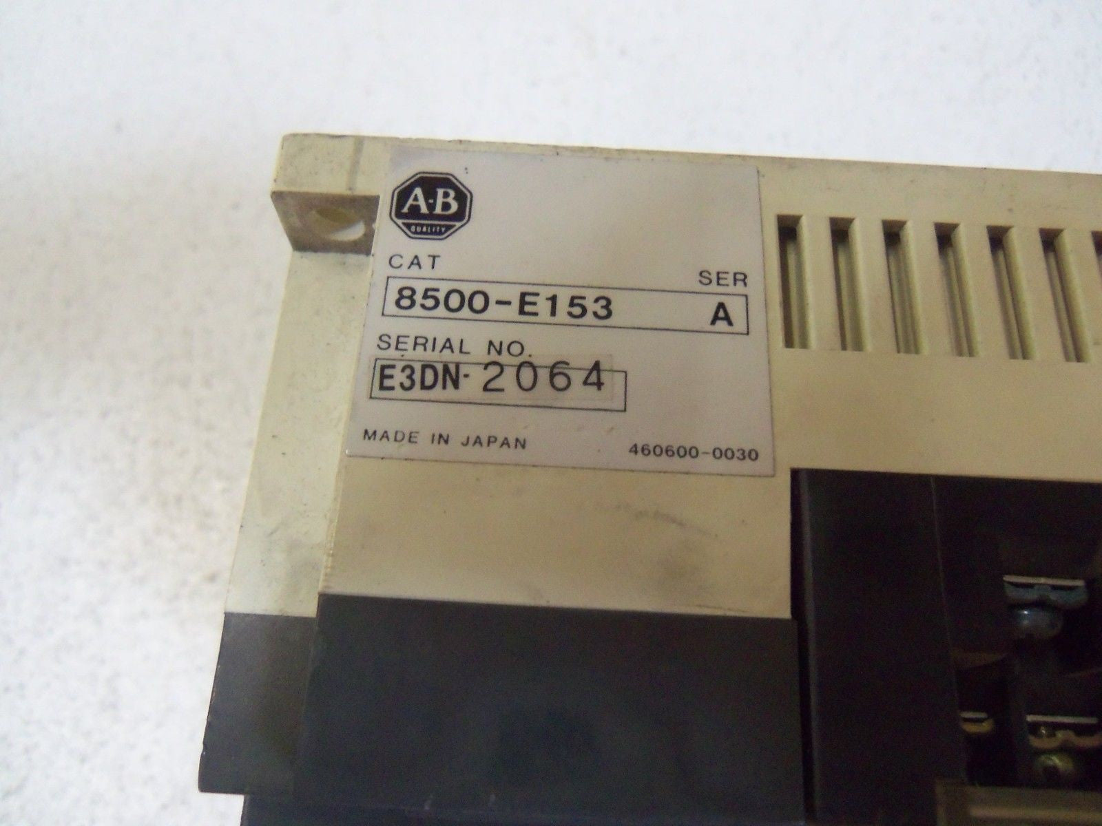 ALLEN BRADLEY 8500-E153 SER. A DIGITAL I/O MODULE (AS PICTURED) *USED*