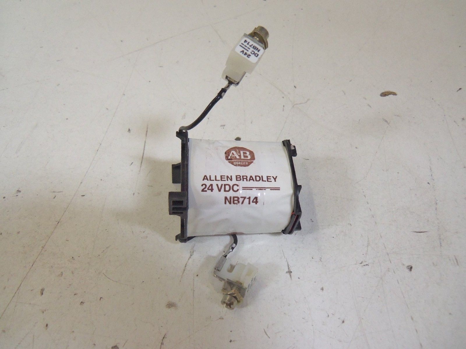 ALLEN BRADLEY NB714 *NEW NO BOX *