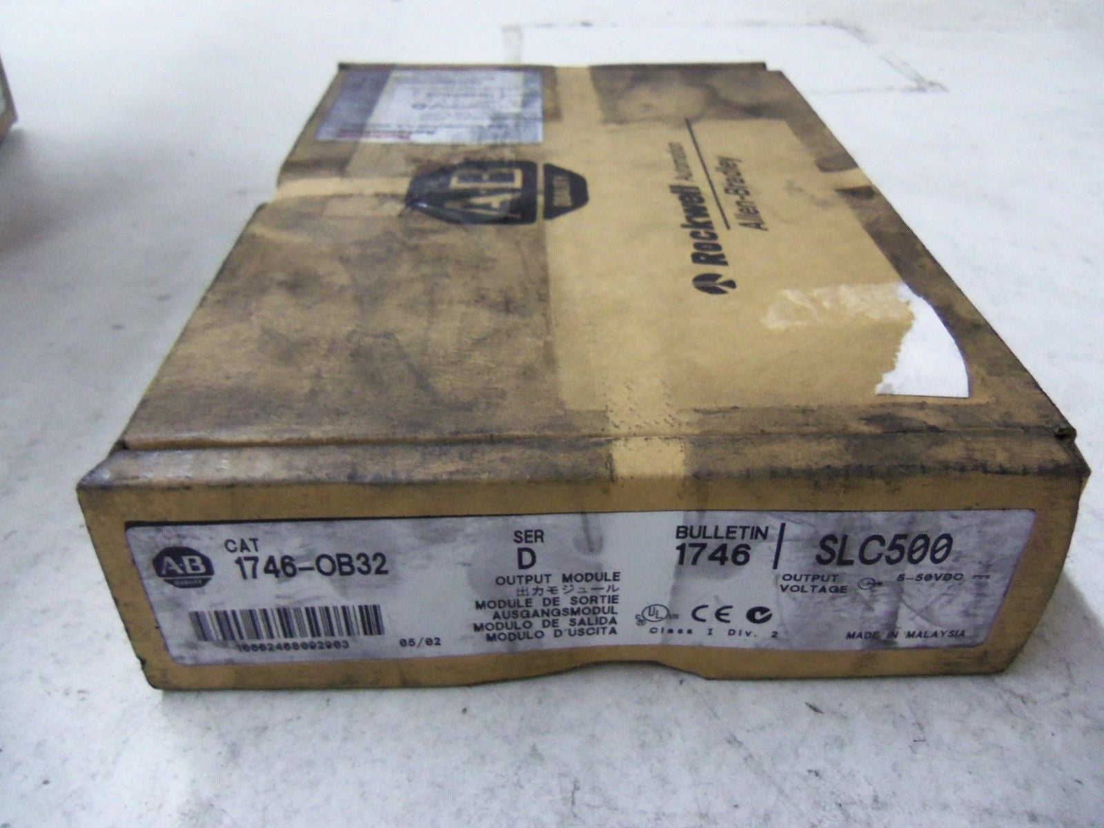ALLEN BRADLEY 1746-OB32 SER. D DATE: 2002 *FACTORY SEALED*