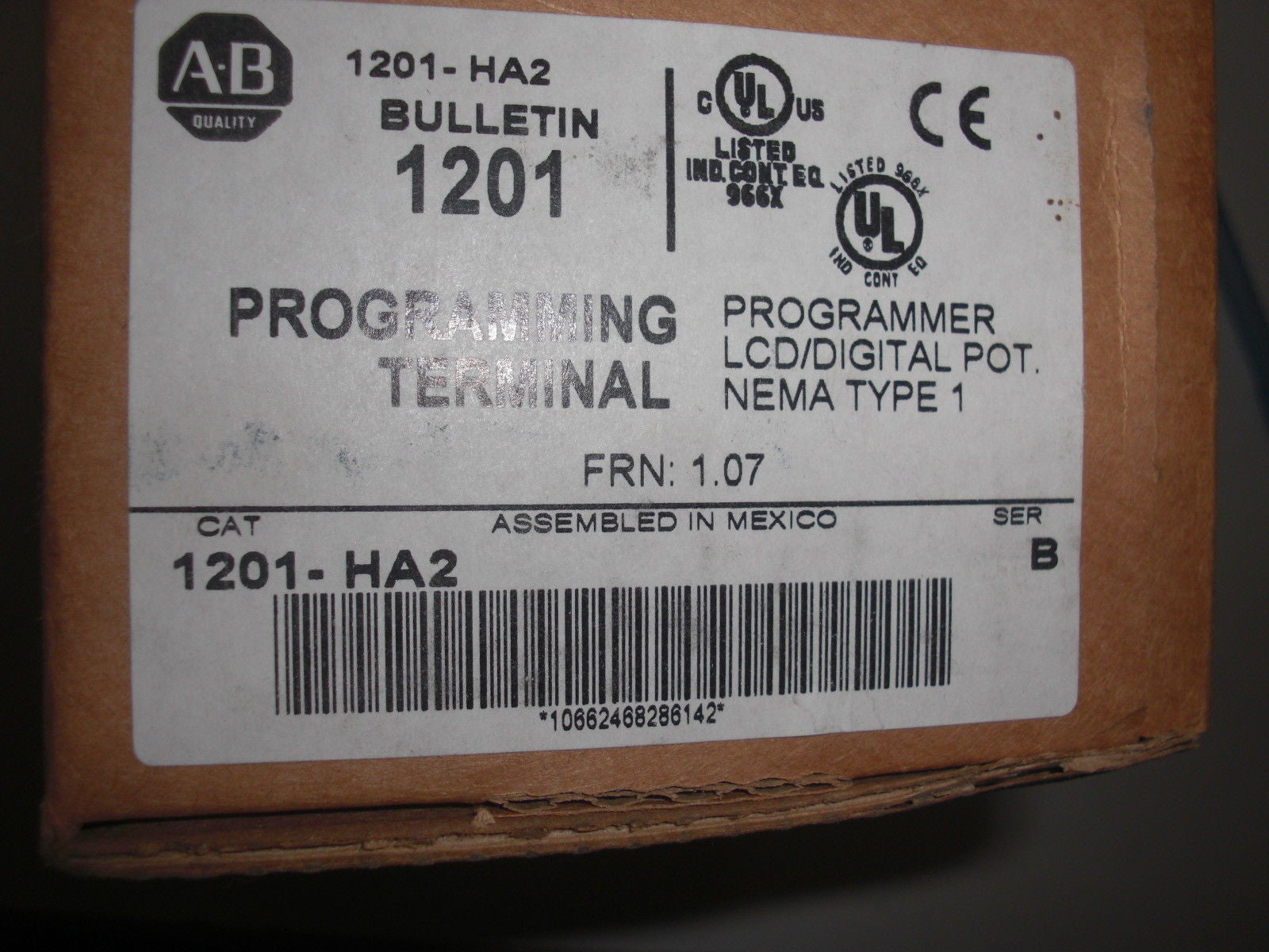 ALLEN BRADLEY PROGRAMMING TERMINAL 120-HA2 SERIES B *NEW IN BOX*