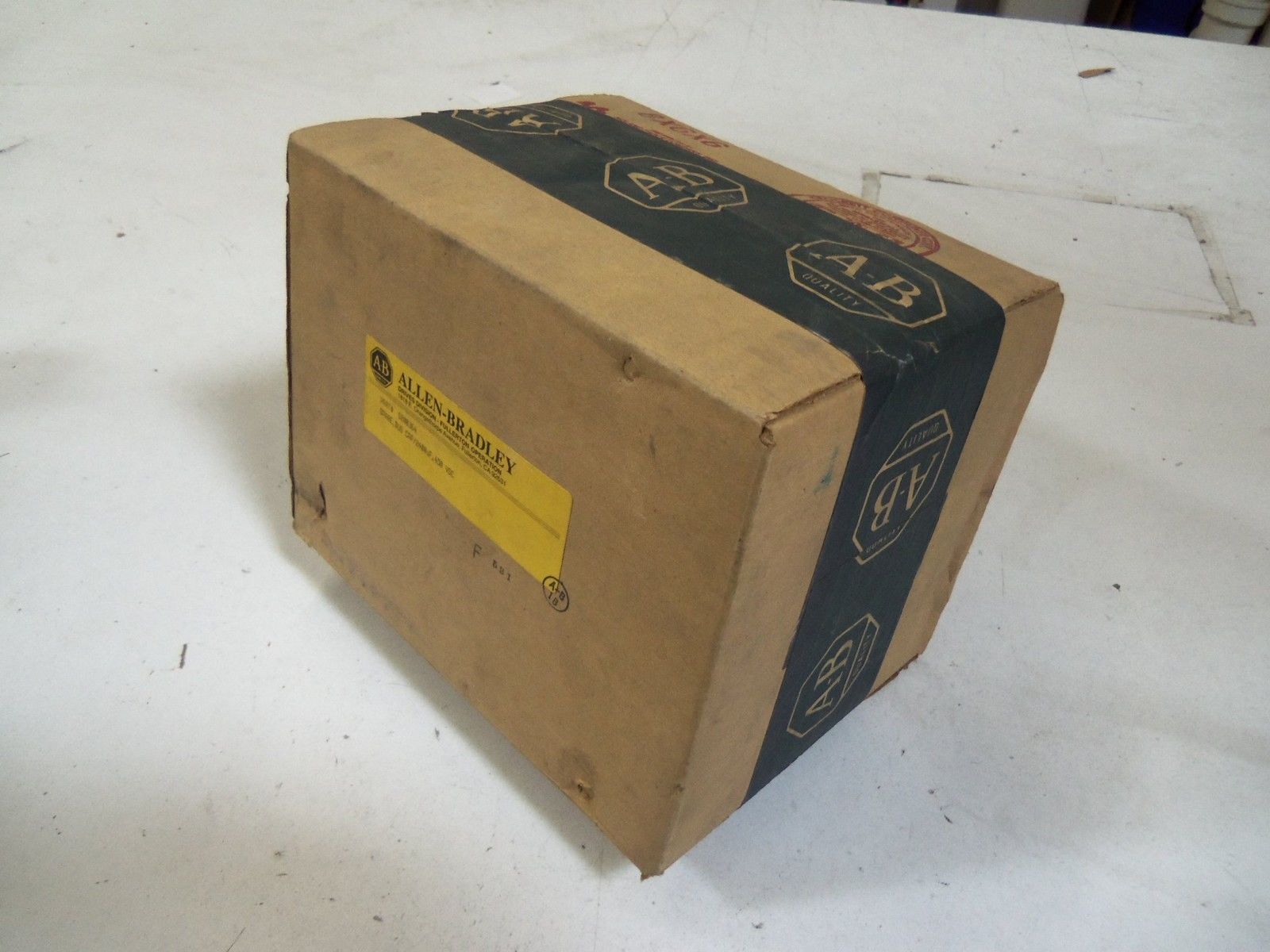 ALLEN BRADLEY S200364 SPARE, BUS CAP *FACTORY SEALED*