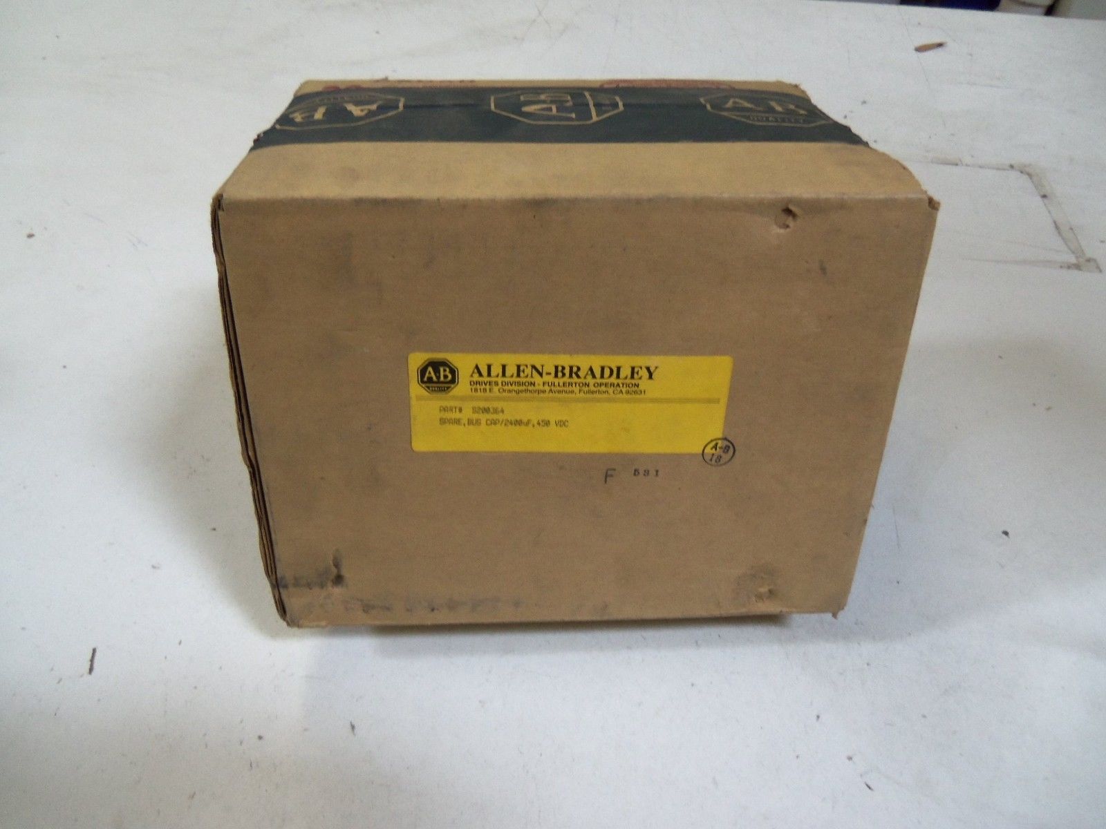 ALLEN BRADLEY S200364 SPARE, BUS CAP *FACTORY SEALED*
