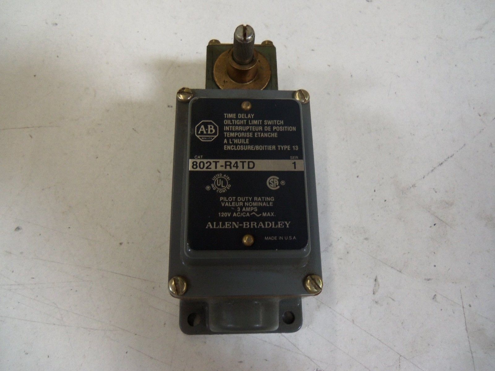 ALLEN BRADLEY TIME DELAY OILTIGHT LIMIT SWITCH 802T-R4TD SERIES 1 *USED*