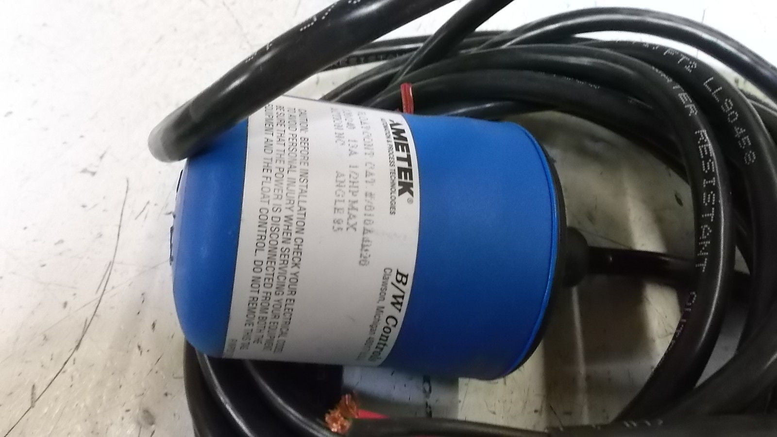 AMETEK 7010A4A20 LIQUID LEVEL FLOAT SWITCHES *USED*