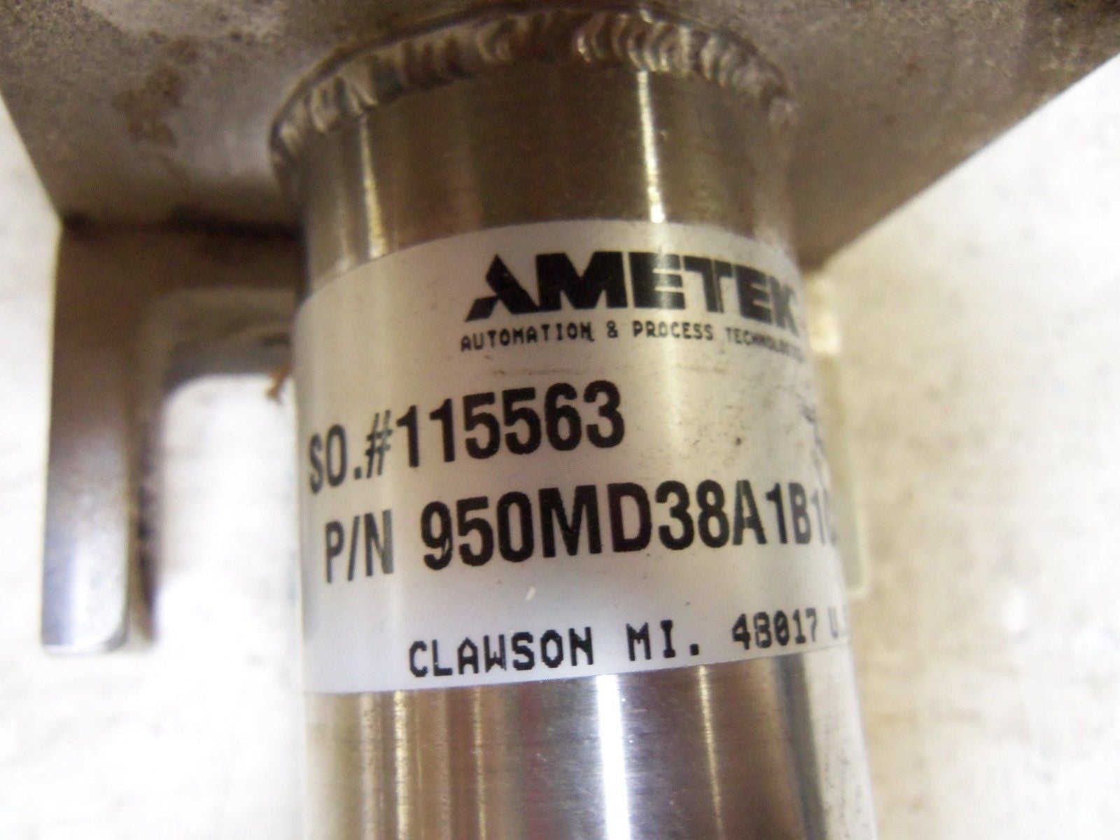 AMETEK 950MD38A1B1CC5AX TRANSDUCER *USED*