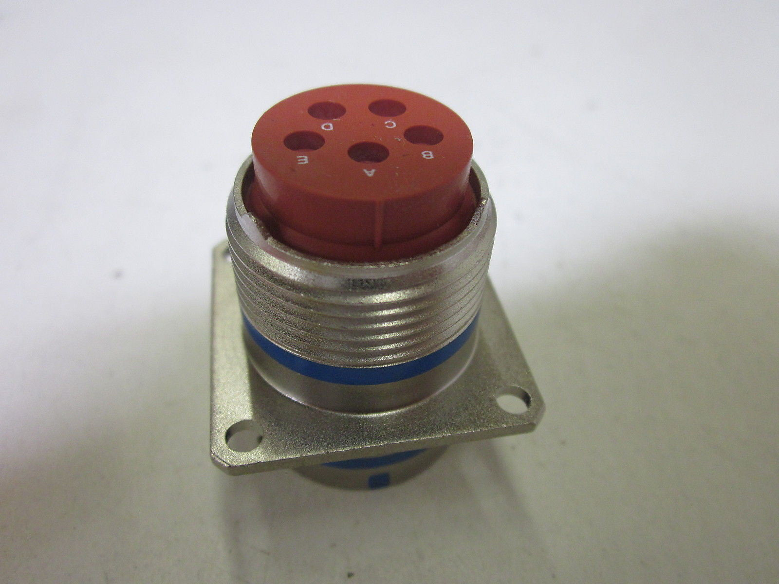 AMPHENOL 9801 MS3470L14-5P *NEW NO BOX*
