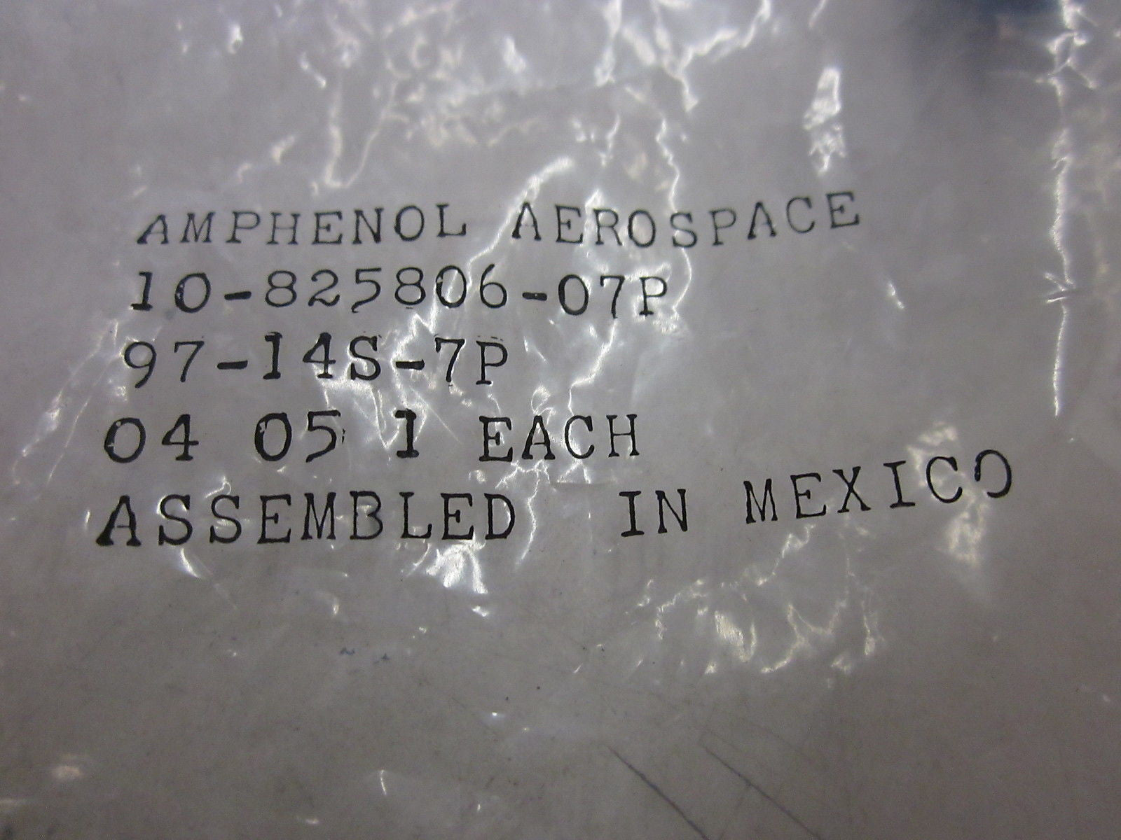 AMPHENOL AEROSPACE 10-825806-07P *NEW NO BOX*