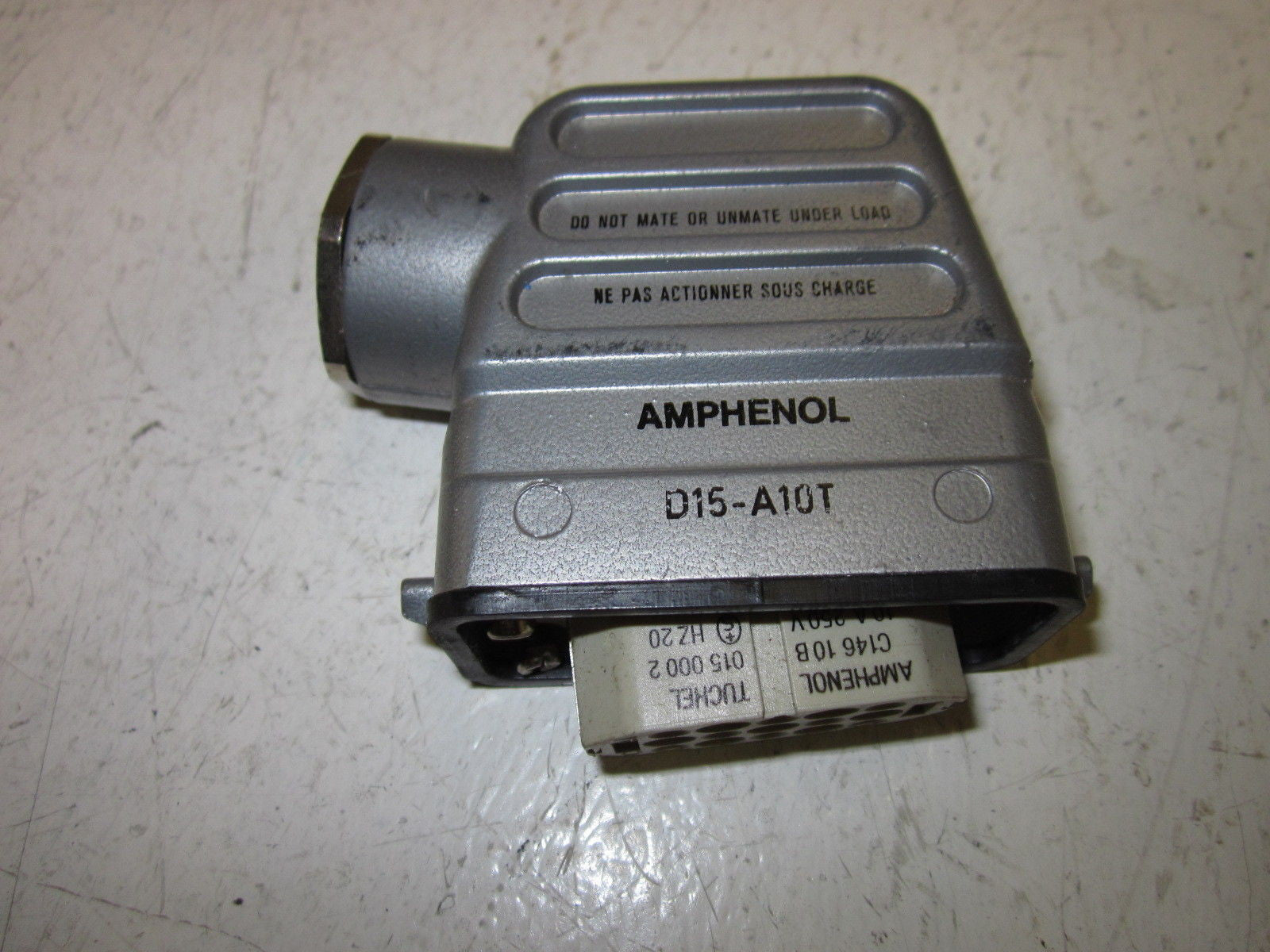 AMPHENOL D15-A10T *USED*