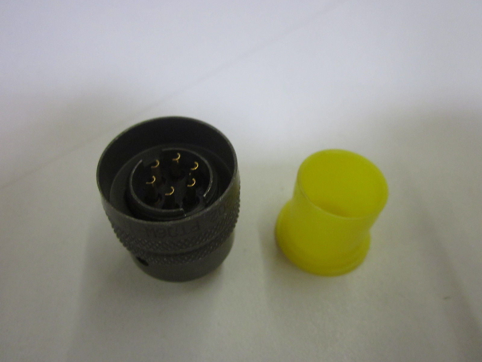 AMPHENOL PTO6W-10-6S *NEW NO BOX*