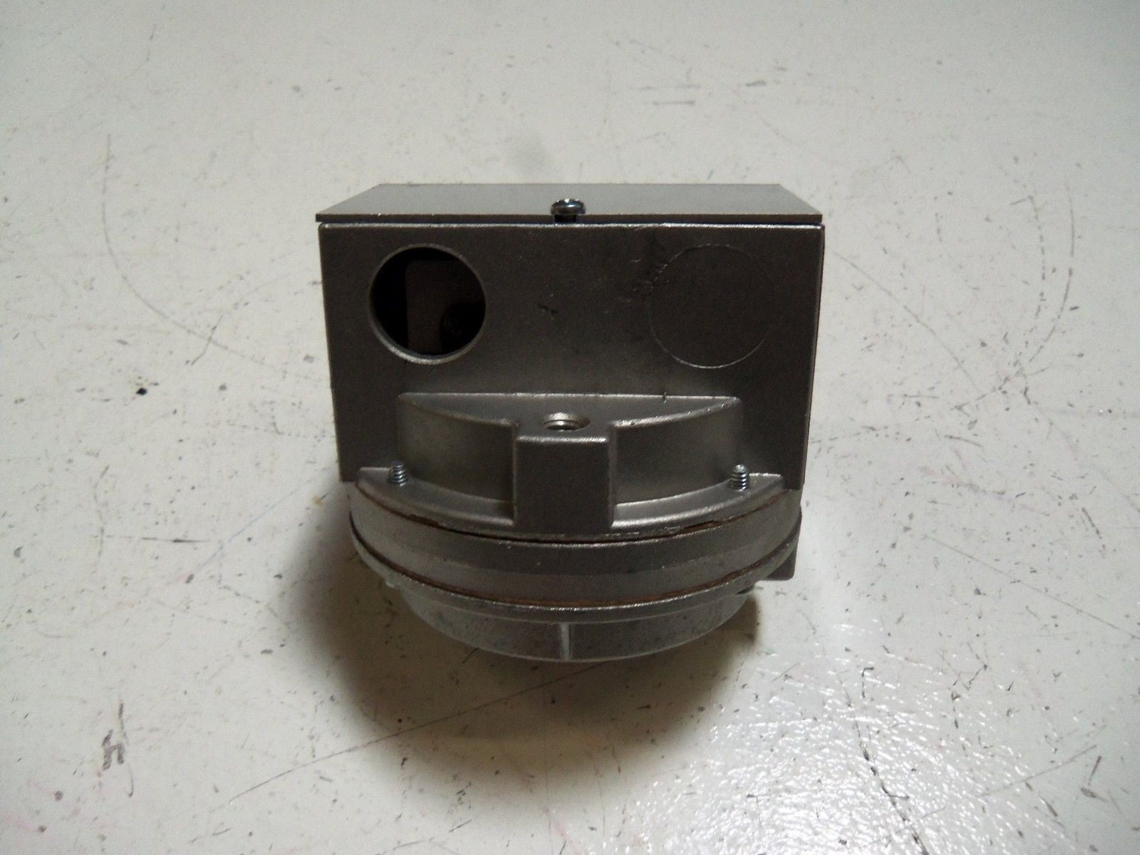 ANTUNES CONTROLS RLGP-A LOW PRESSURE SWITCH 10-50" WC *NEW IN BOX*