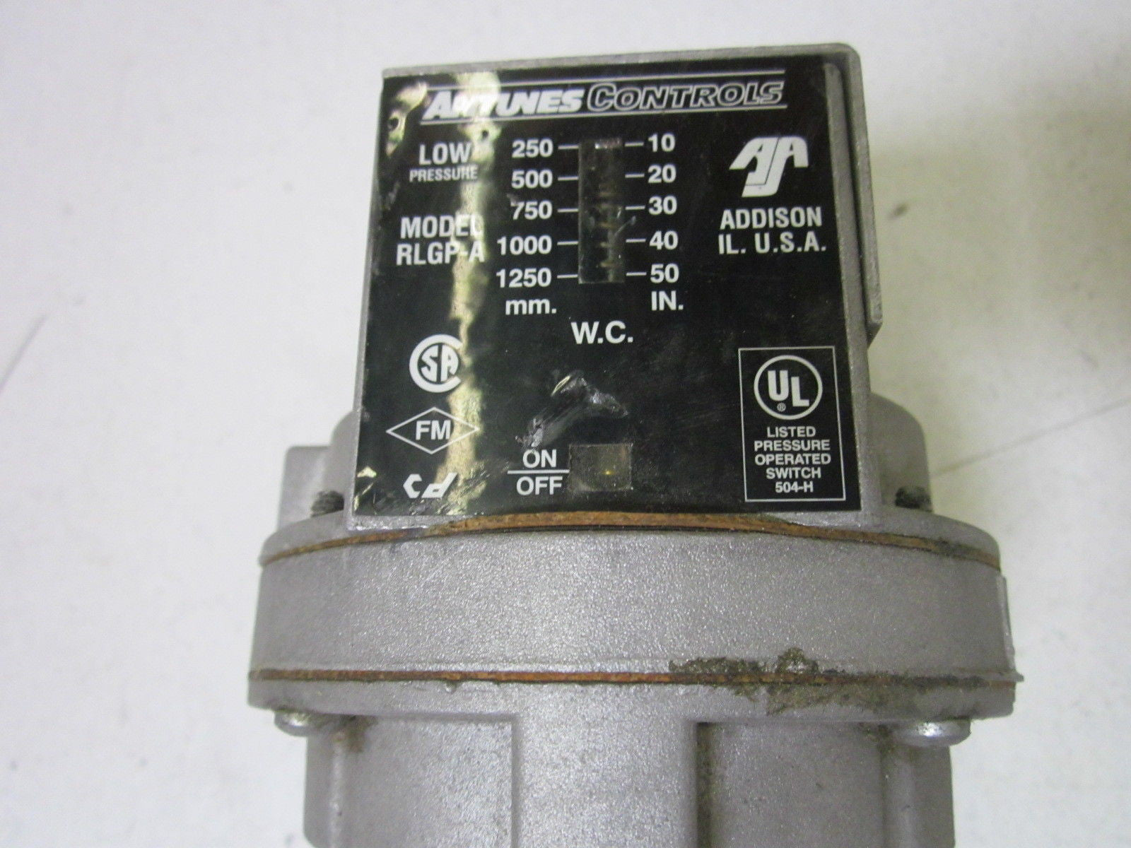 ANTUNES CONTROLS RLGP-A LOW PRESSURE SWITCH 10-50" WC *USED*