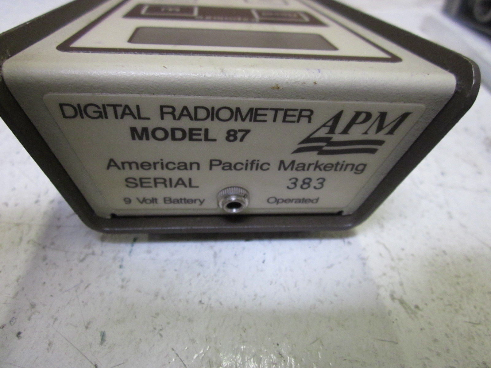APM 87 DIGITAL RADIOMETER *USED*