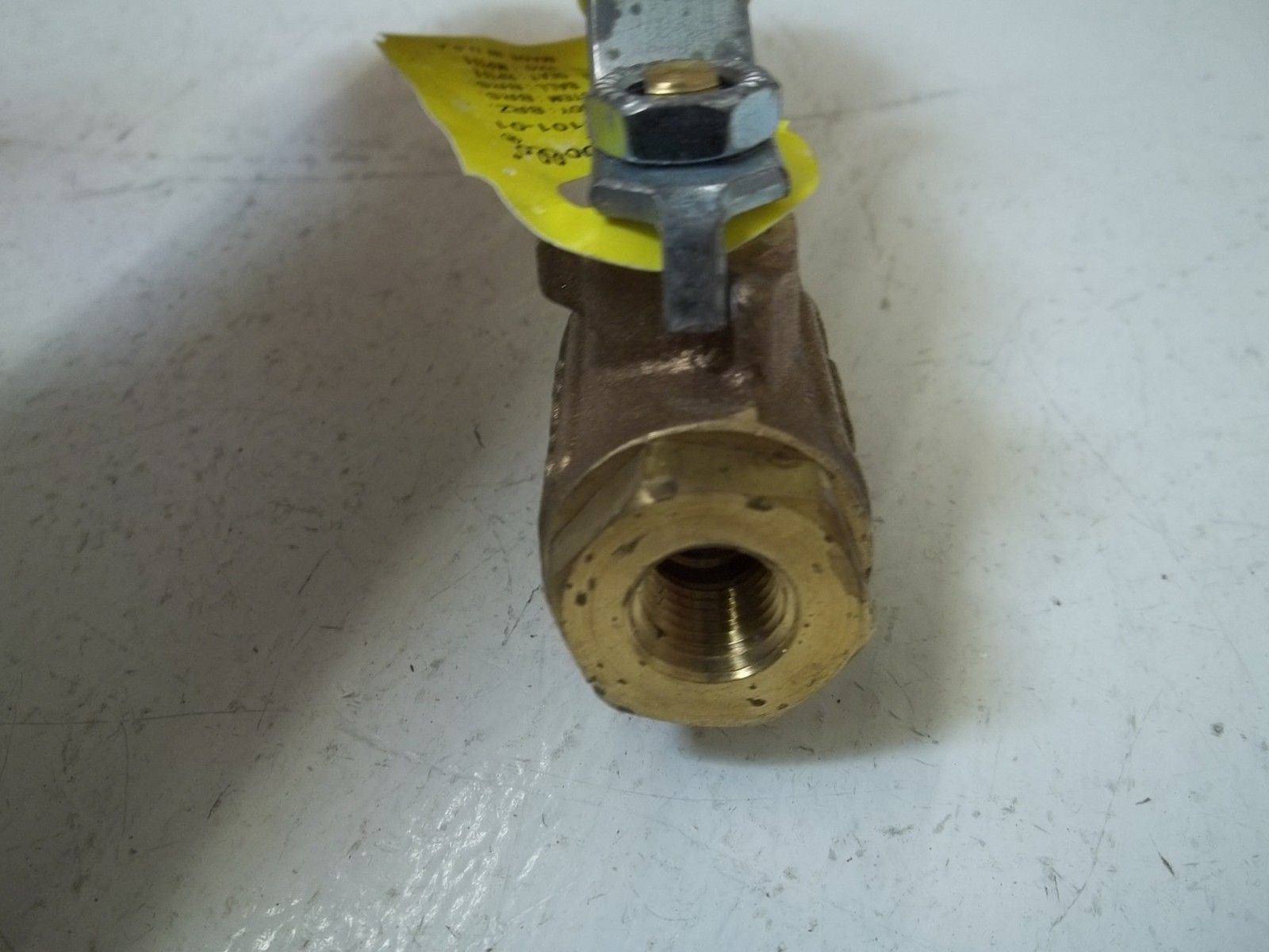APOLLO 70-101-01 BALL VALVE *NEW NO BOX*