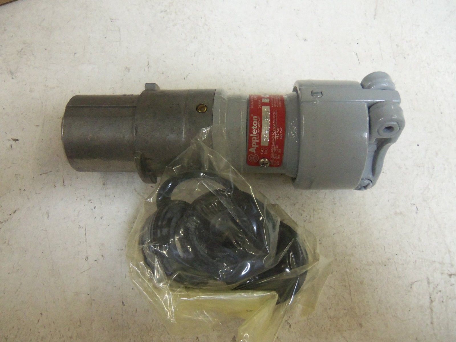 APPLETON CPH3034BC PLUG *NEW IN BOX*
