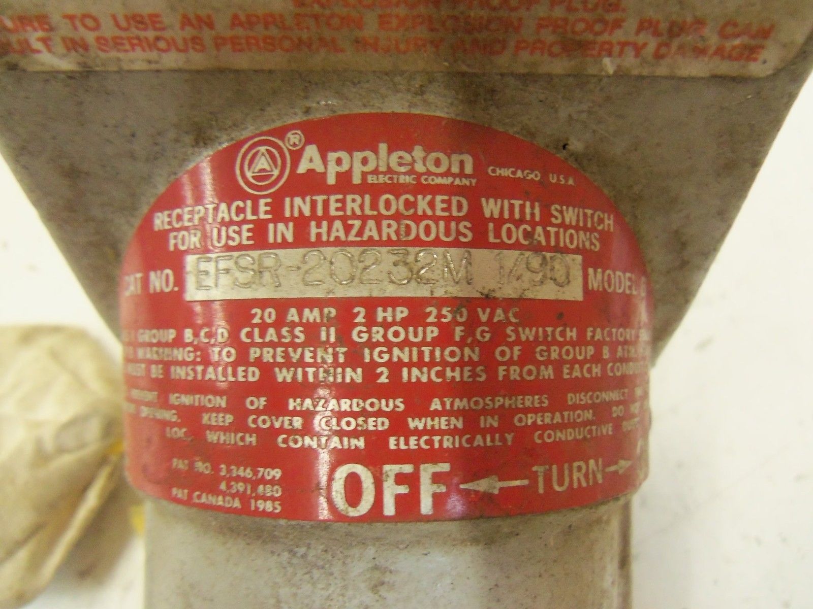 APPLETON EFSR-20232M 1/90 RECEPTACLE INTERLOCKED WITH SWITCH *NEW NO BOX*