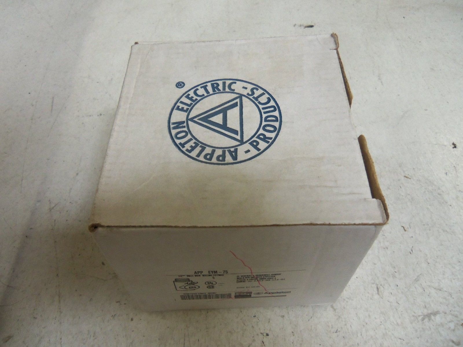 APPLETON EYM-200 CONDUIT *NEW IN BOX*