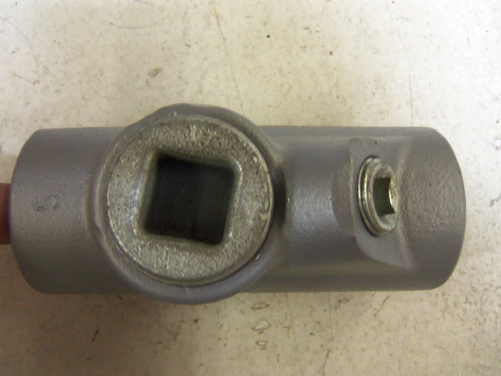 APPLETON EYSEF100 CONDUIT *NEW IN BOX*
