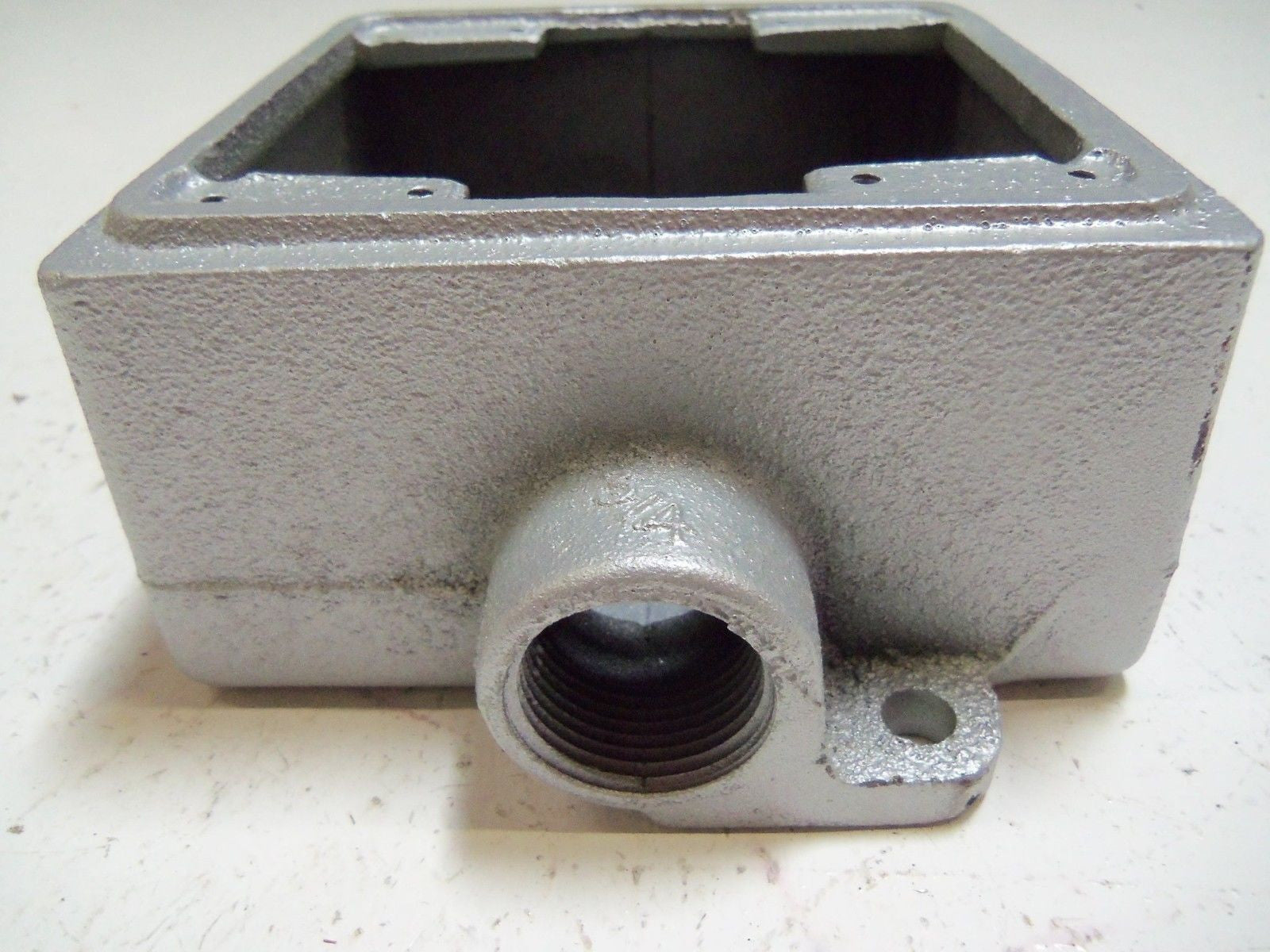 EGS FS-2-75 IRON DEVICE BOX *NEW IN BOX*