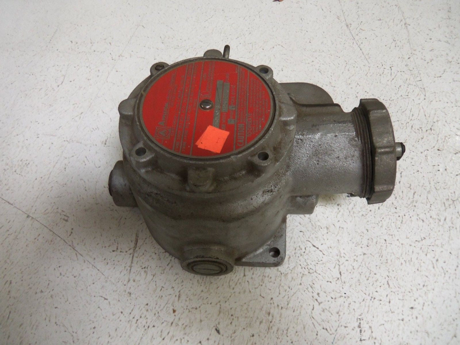 APPLETON FSQX3034-75 RECEPTACLE *USED*