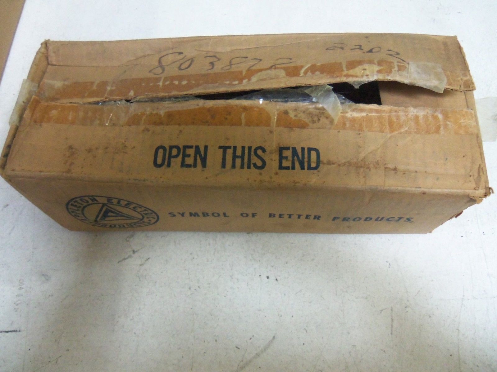 APPLETON LL300-M CONDUIT *NEW IN BOX*