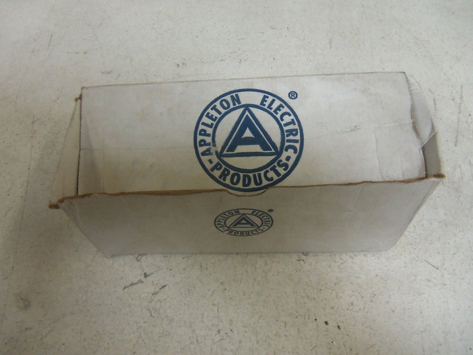 APPLETON LL47 CONDUIT *NEW IN BOX*