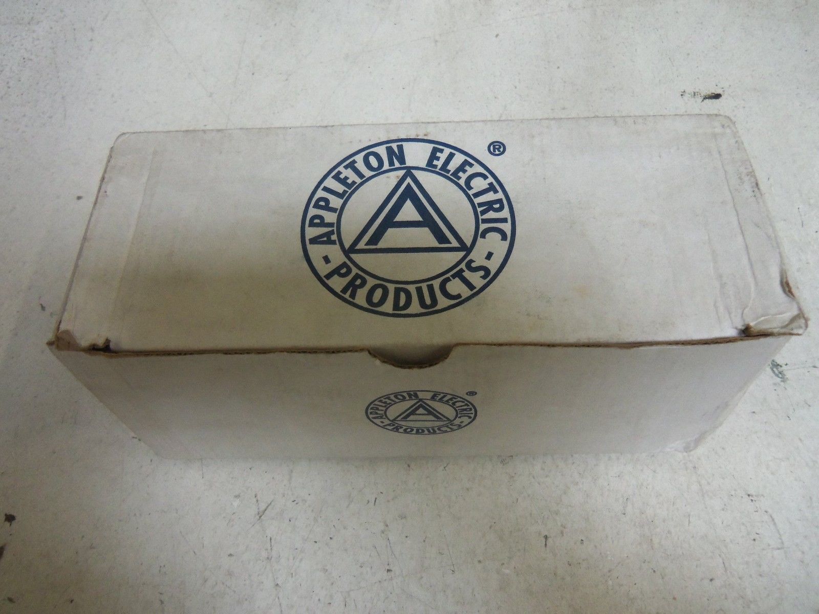 APPLETON LL57 CONDUIT *NEW IN BOX*