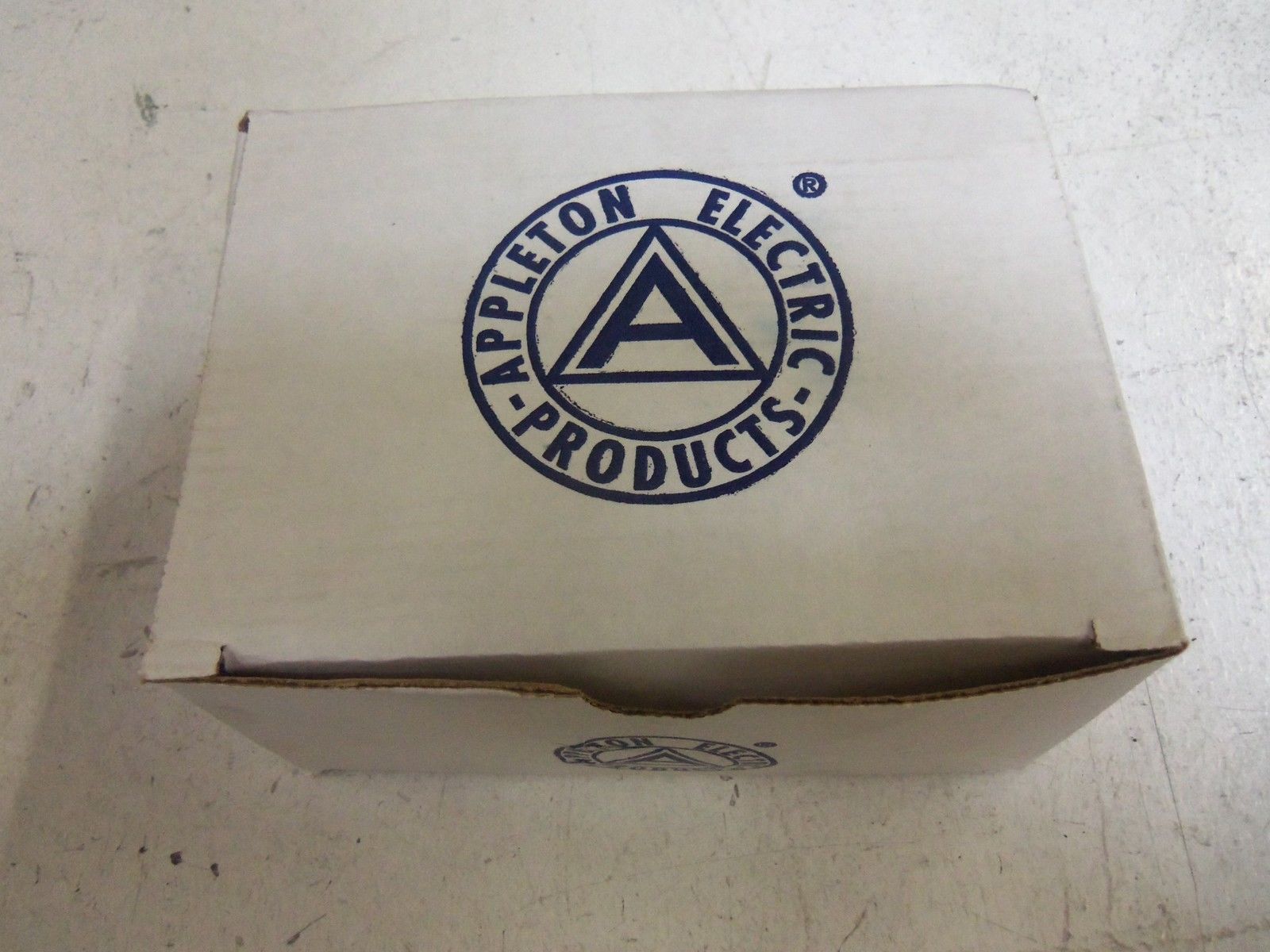 APPLETON ST-45200L CONDUIT *NEW IN BOX*