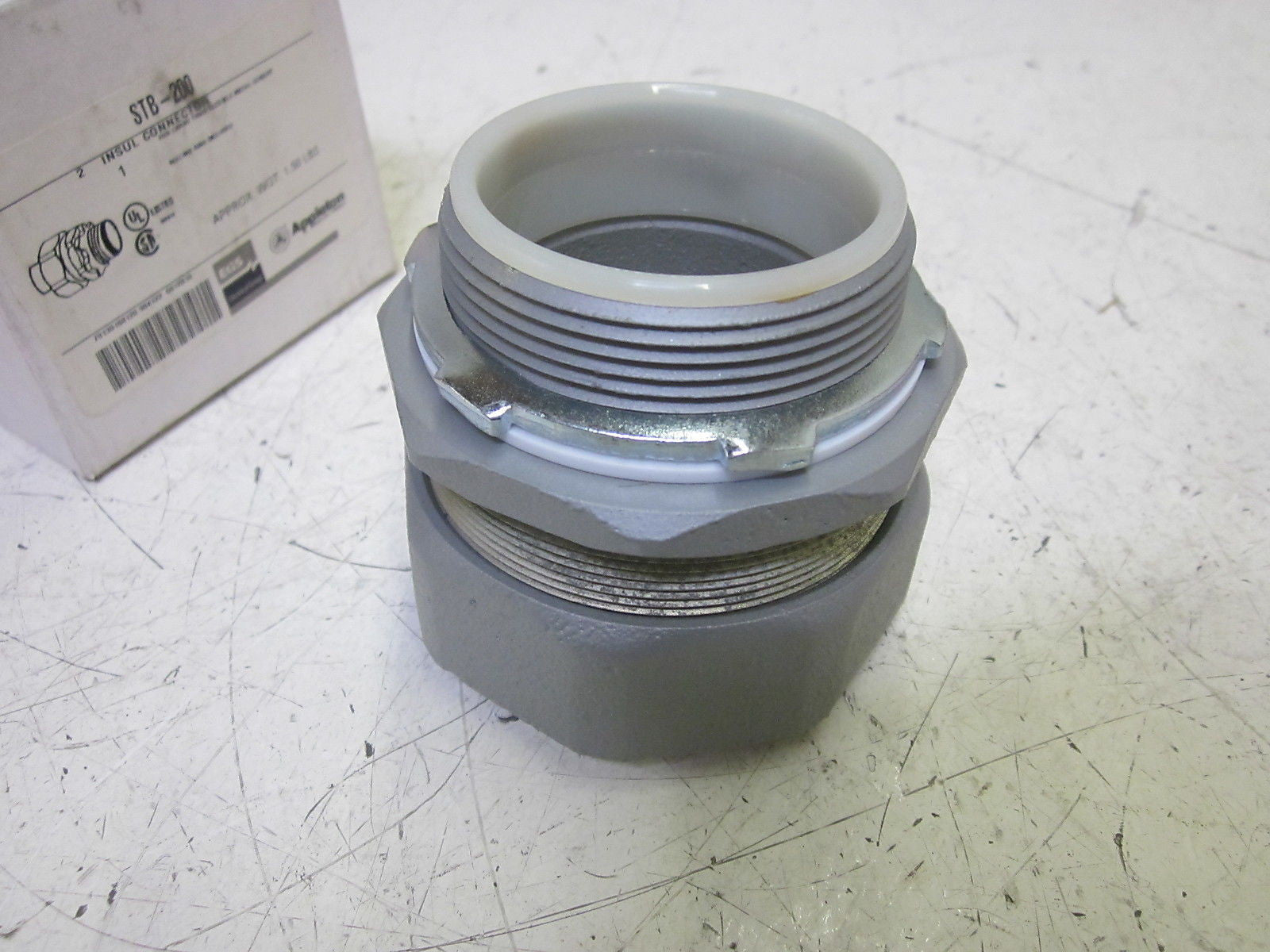 APPLETON STB-200 INSUL CONNECTOR 2" *NEW IN BOX*