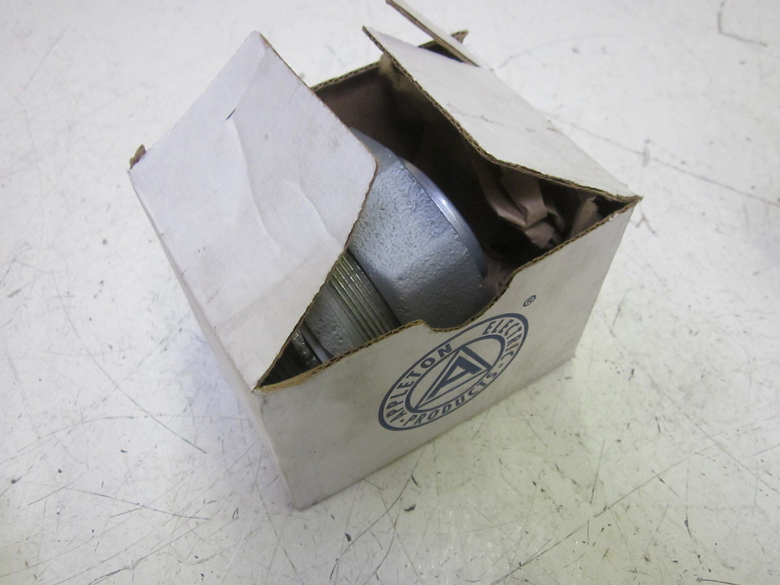 APPLETON STB-200 INSUL CONNECTOR 2" *NEW IN BOX*