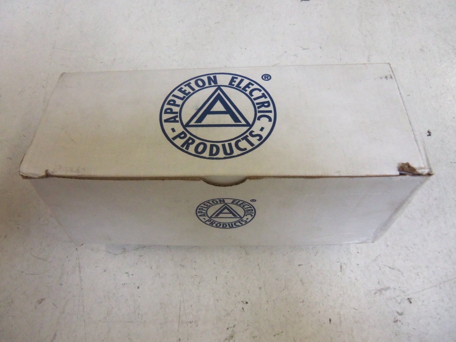 APPLETON TB150-M CONDUIT *NEW IN BOX*