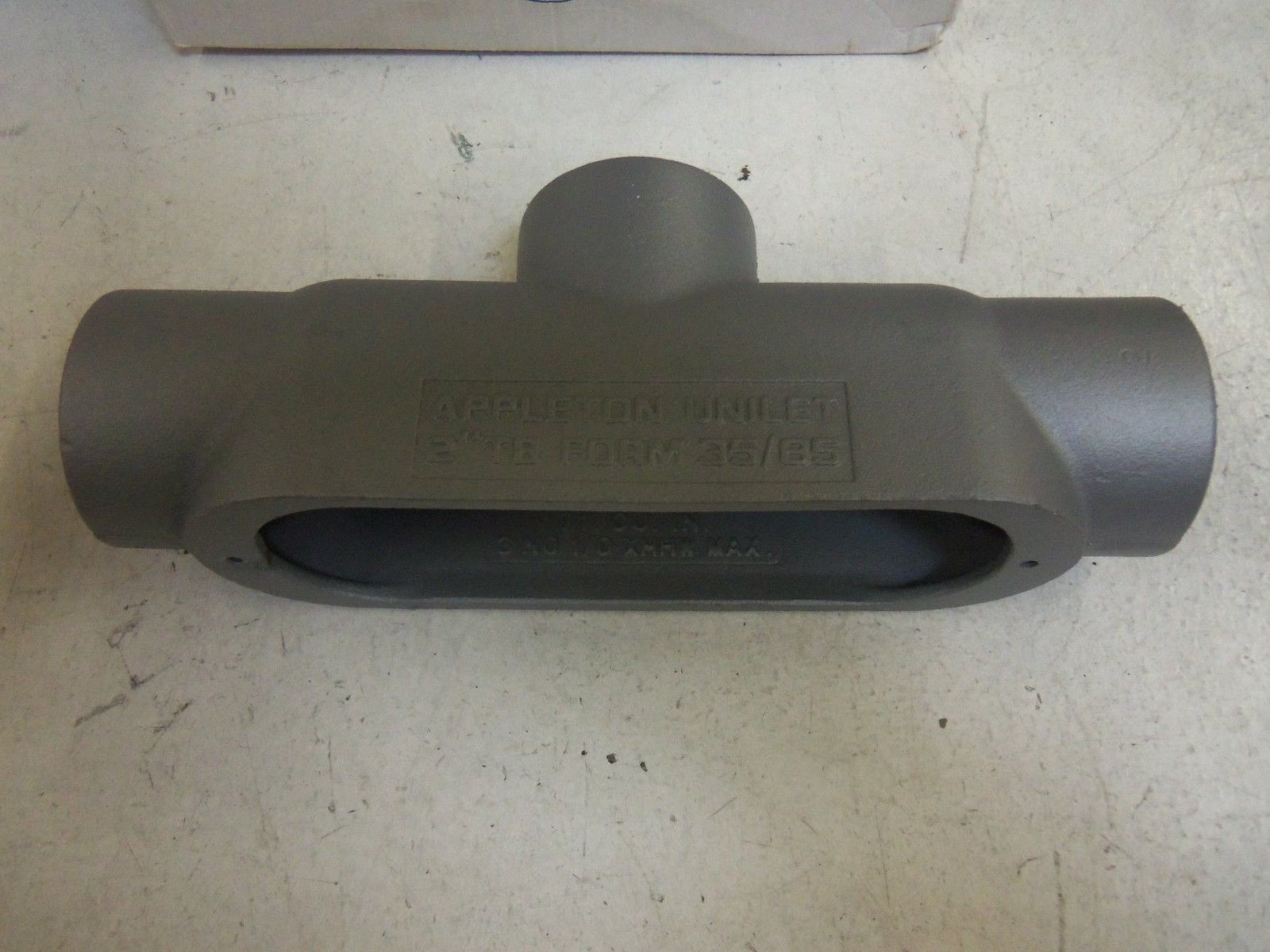 APPLETON TB200-M CONDUIT *NEW IN BOX*