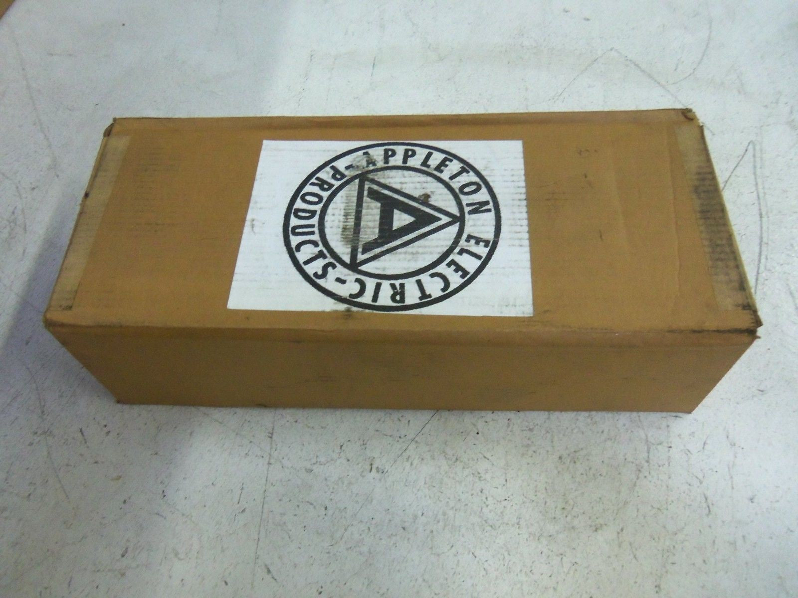 APPLETON WSRD3352SQ DISCONNECT WITH RECEPTACLE *NEW IN BOX*