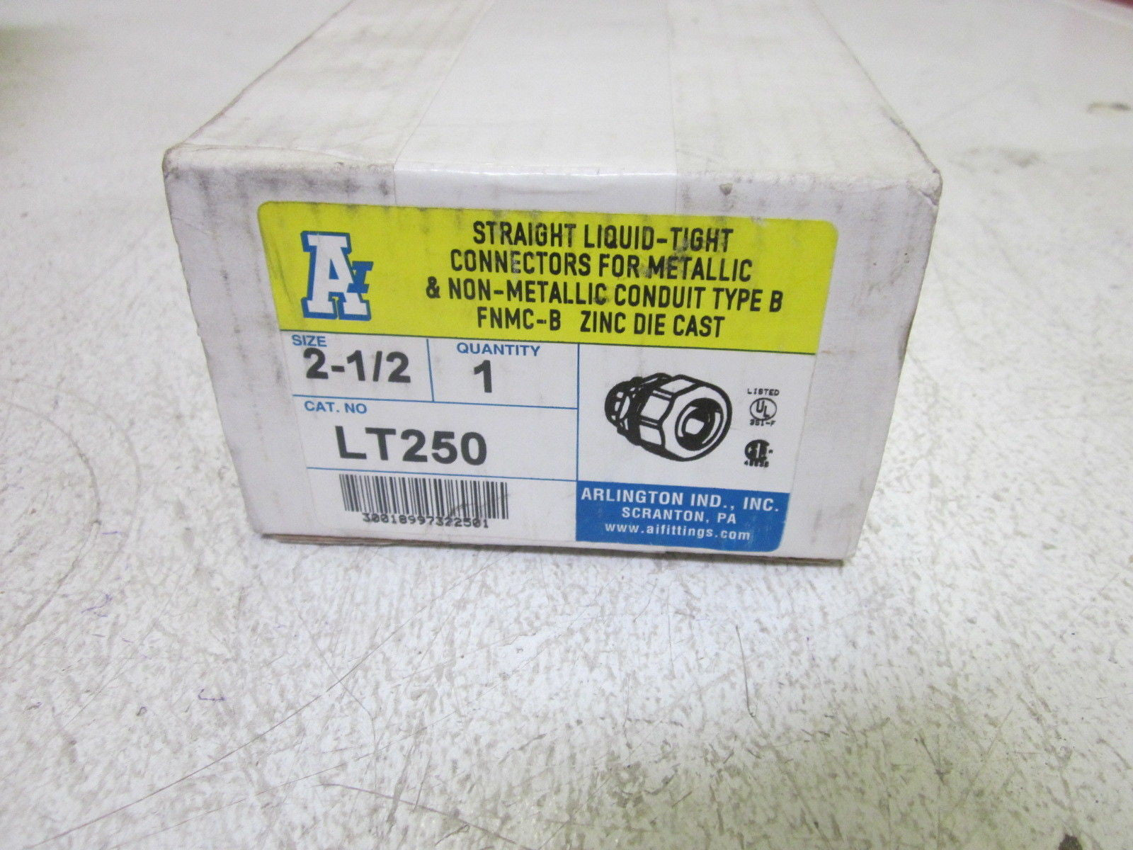 ARLINGTON IND. LT250 2 1/2 CONNECTOR *NEW IN BOX*