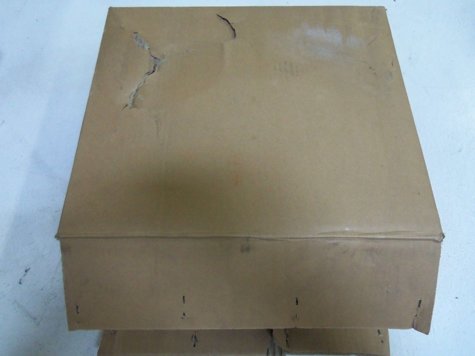 ARMSTRONG 570200-377 VALVE *NEW IN BOX*