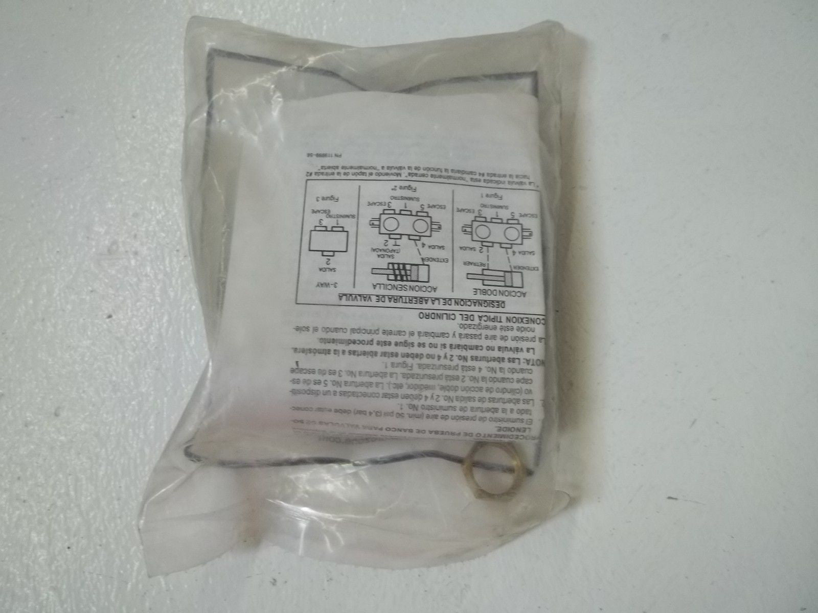 ARO 223-C-G TOGGLE VALVE *NEW IN A FACTORY BAG*