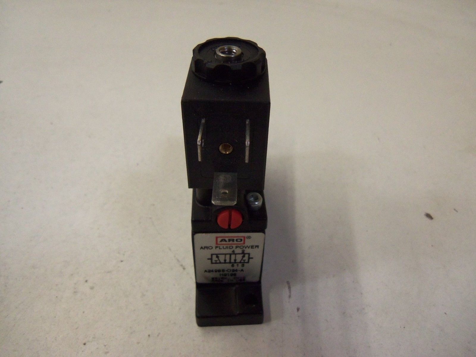 ARO A249SS-O24-A SOLENOID AIR CONTROL VALVE *NEW NO BOX*