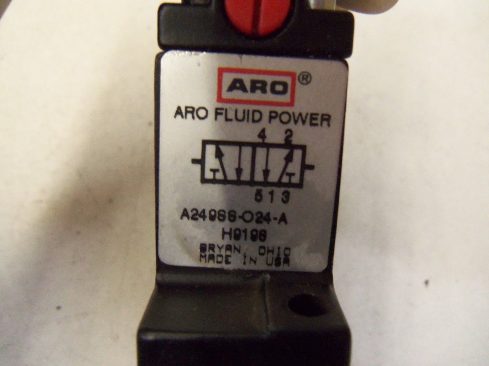 ARO A249SS-O24-A SOLENOID AIR CONTROL VALVE *NEW NO BOX*
