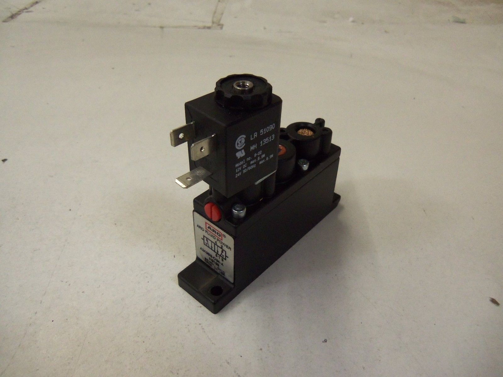 ARO A249SS-O24-A SOLENOID AIR CONTROL VALVE *NEW NO BOX*