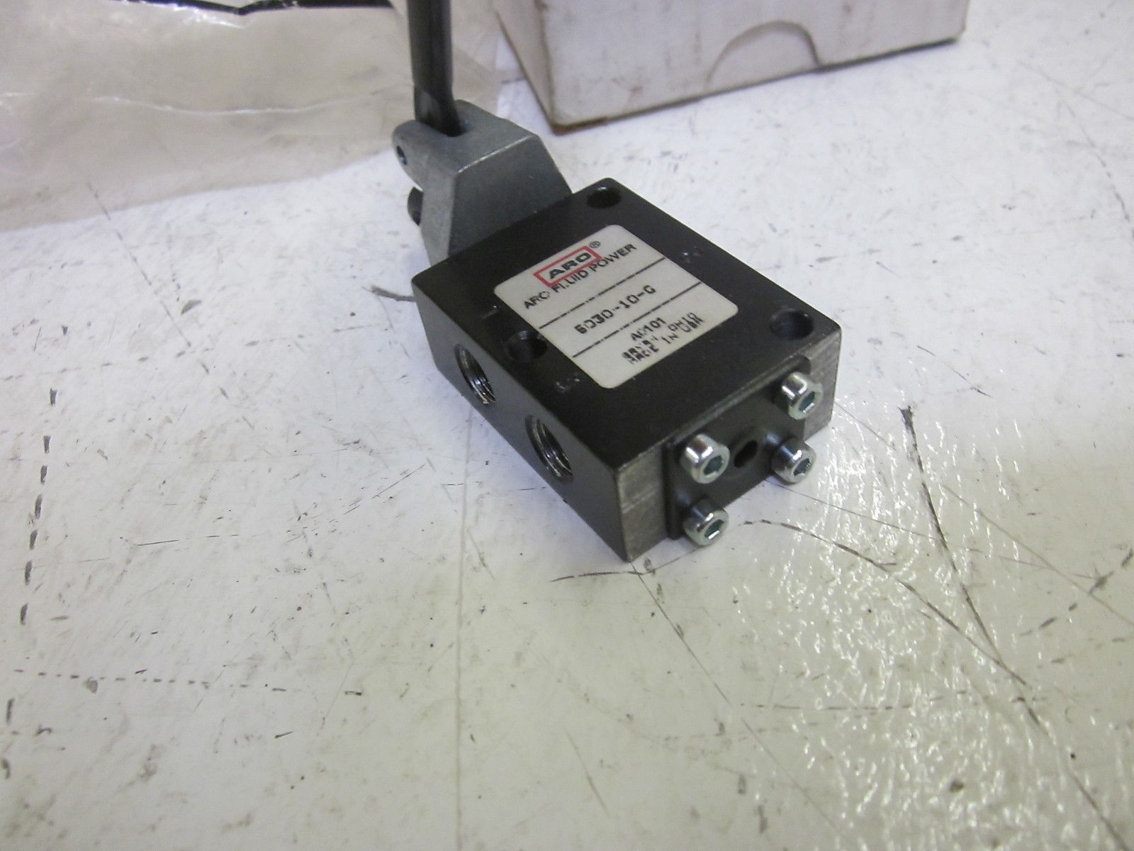 INGERSOLL RAND 5030-10-G MANUAL PNEUMATIC VALVE * NEW IN BOX
