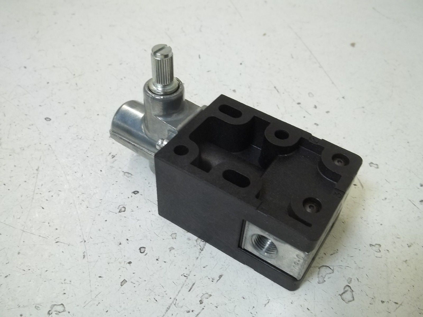 ARO 402-A-G *NEW NO BOX*