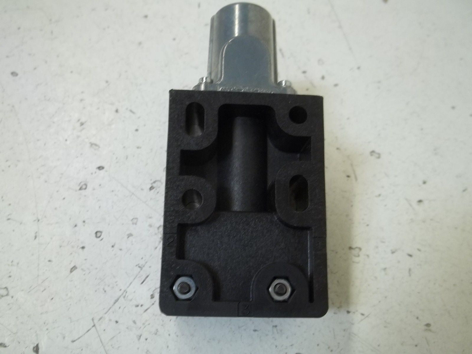 ARO 402-A-G *NEW NO BOX*