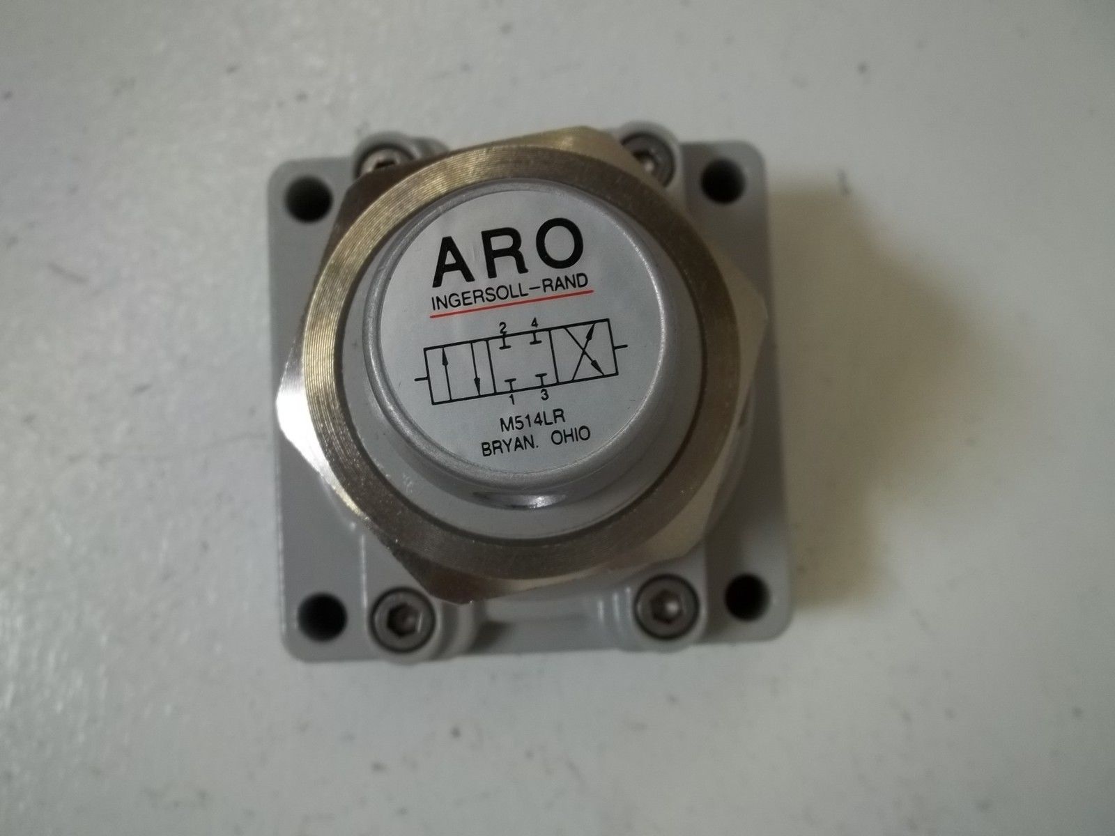 ARO M514LR-G PNEUMATIC AIR VALVE BLOCK *NEW IN BOX*