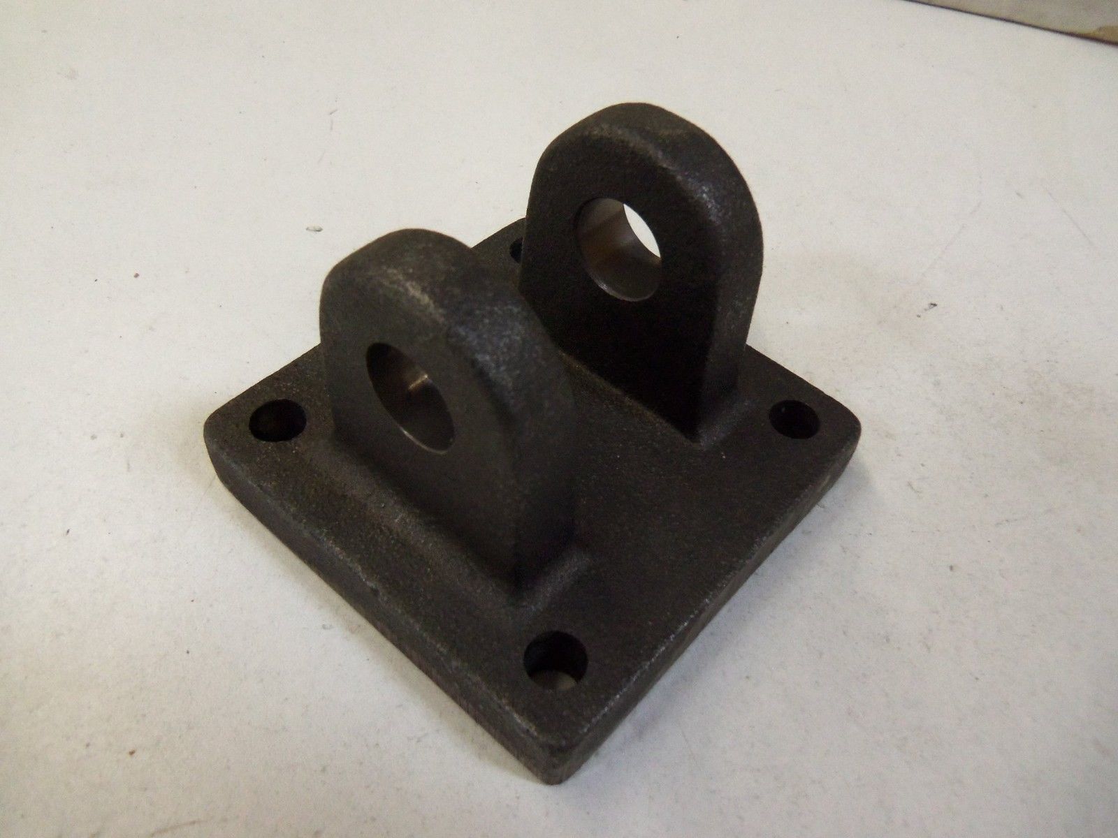 ARO MOUNTING KIT 119626 *NEW IN BOX*